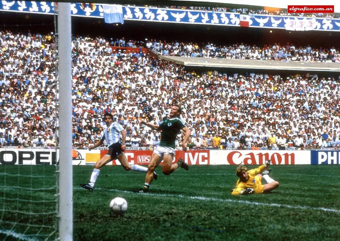 Burruchaga segna il 3-2