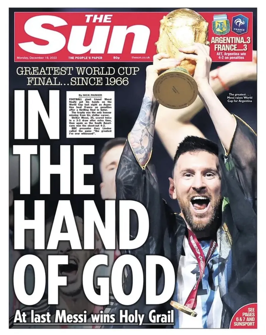 La prima pagina di The Sun dopo la finale: «In the Hand of God»